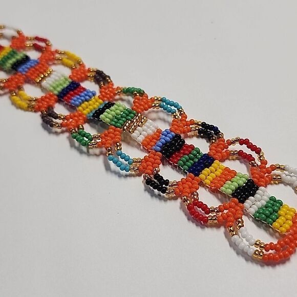 Colorful Beaded Bracelet - Picture 2 of 3